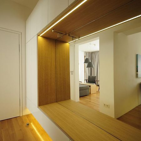 Design Apartment In Park 소피아 외부 사진