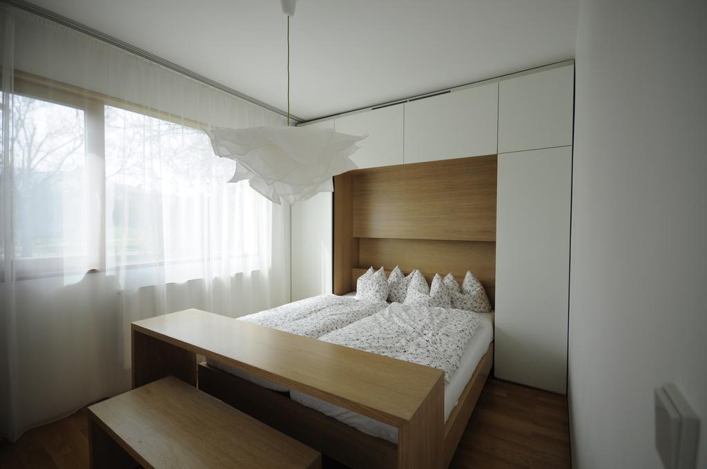 Design Apartment In Park 소피아 외부 사진