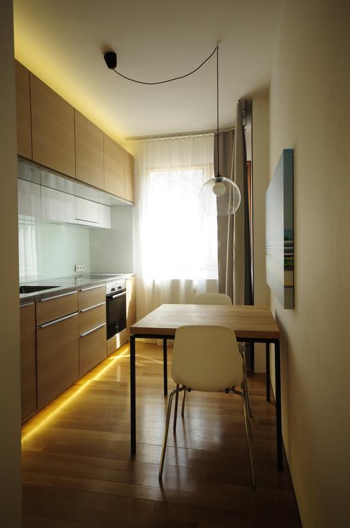 Design Apartment In Park 소피아 외부 사진