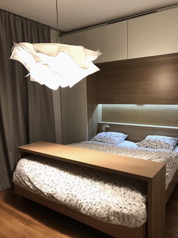 Design Apartment In Park 소피아 외부 사진